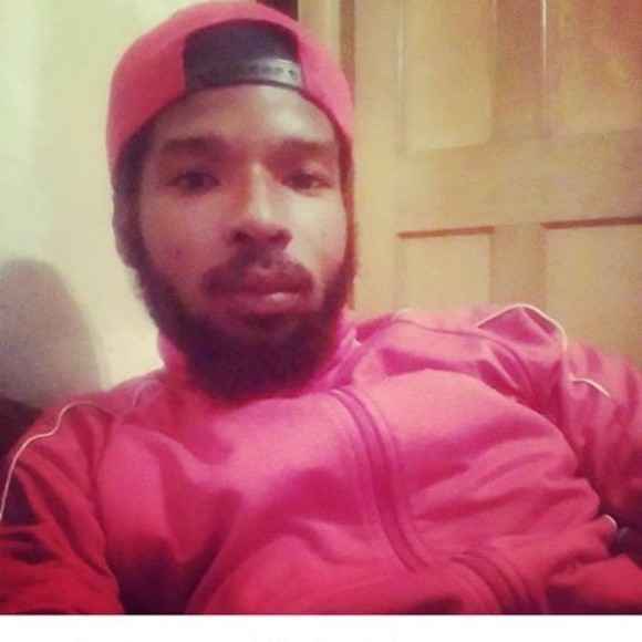 Profile Picture of Brandon Randall (@kingbee93rd) on Poshmark