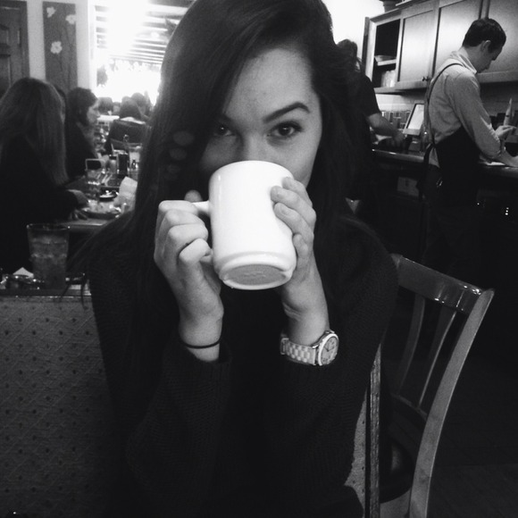 Profile Picture of Kylie Treese (@kylietreese) on Poshmark