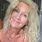 Profile Picture of Deborah Ruth (@deborahruthspeck) on Instagram