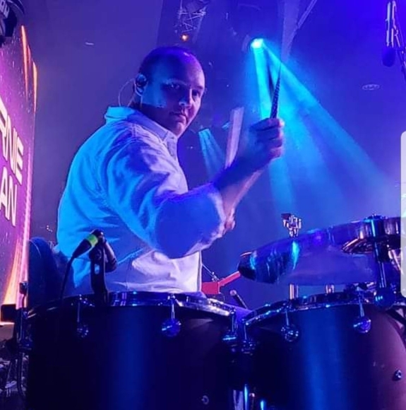Profile Picture of Travis Hebert (@hebertdrums) on Poshmark