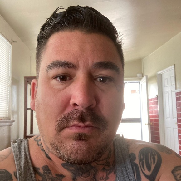 Profile Picture of Matthew Christie (@matthewchristie) on Poshmark