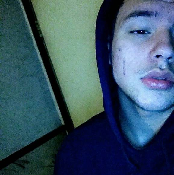 Profile Picture of Alex Ledoux (@17alexledoux17) on Poshmark