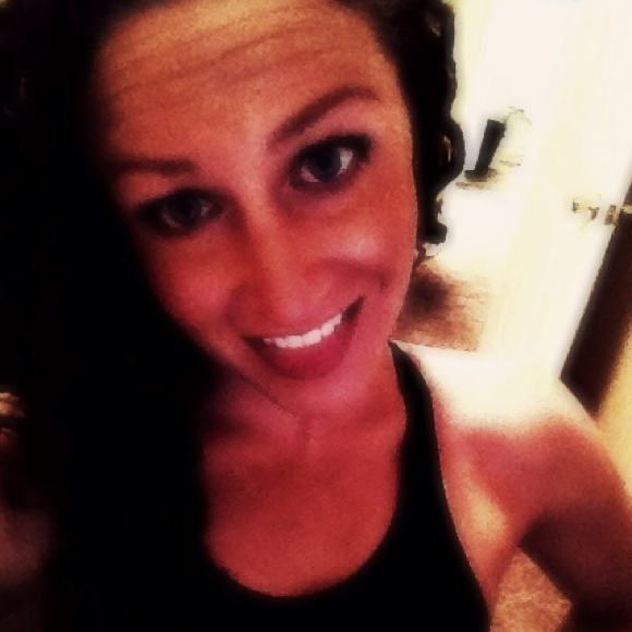 Profile Picture of Jodi Hanson (@jodic08) on Poshmark