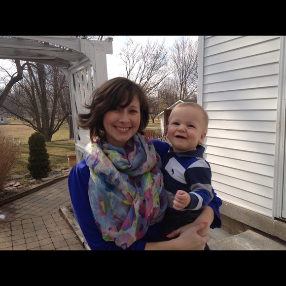 Profile Picture of Allison Evrard (@aeveard) on Poshmark