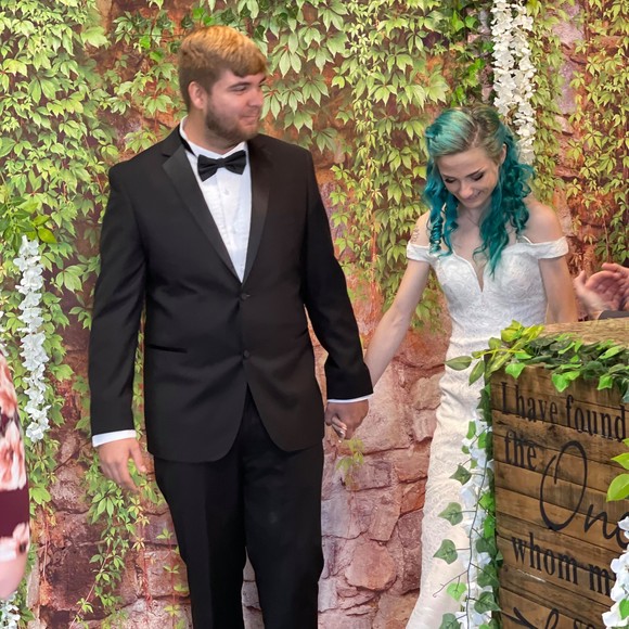 Profile Picture of Austin Crippen (@acrippen24) on Poshmark