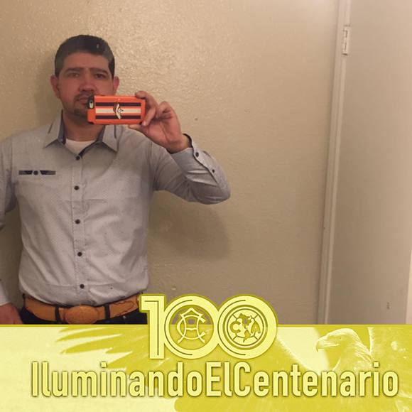 Profile Picture of Juan Rosas (@peyt79) on Poshmark