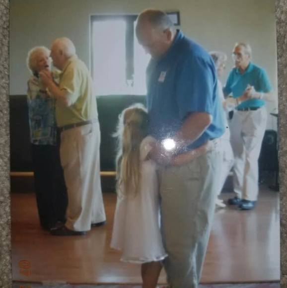 Profile Picture of Hailey Swatek (@haileyswatek) on Poshmark