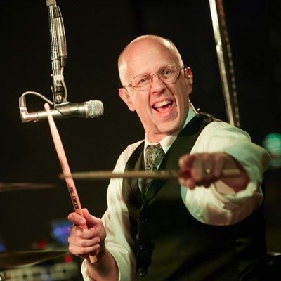 Profile Picture of David Clawson (@ClawsonMusic) on Twitter