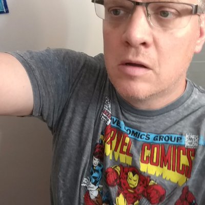 Profile Picture of Robert Elkins (@snikle) on Twitter