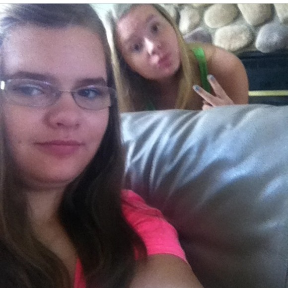 Profile Picture of Ashley Masserant (@ashleym278) on Poshmark