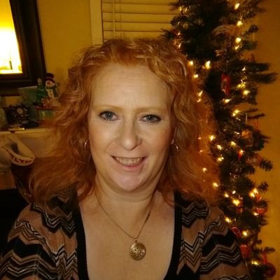 Profile Picture of Carol Phillips (@northparknelly) on Twitter