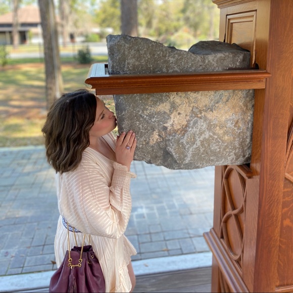 Profile Picture of Grace Mierau (@gberry1088) on Poshmark