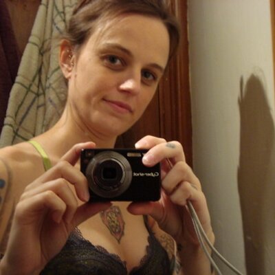 Profile Picture of Lien Rector (@Kevin3902) on Twitter