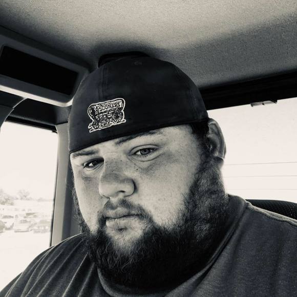 Profile Picture of Corey Ginn (@coreyginn91) on Poshmark