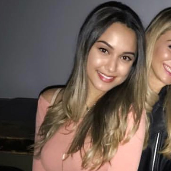 Profile Picture of Daniela Sardella (@danielasardella) on Poshmark