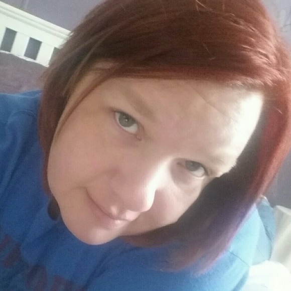 Profile Picture of Jaime Dill (@jdill80) on Poshmark