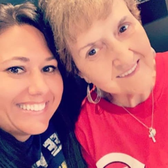 Profile Picture of Kiley Lori-quesada (@kyquesada) on Poshmark