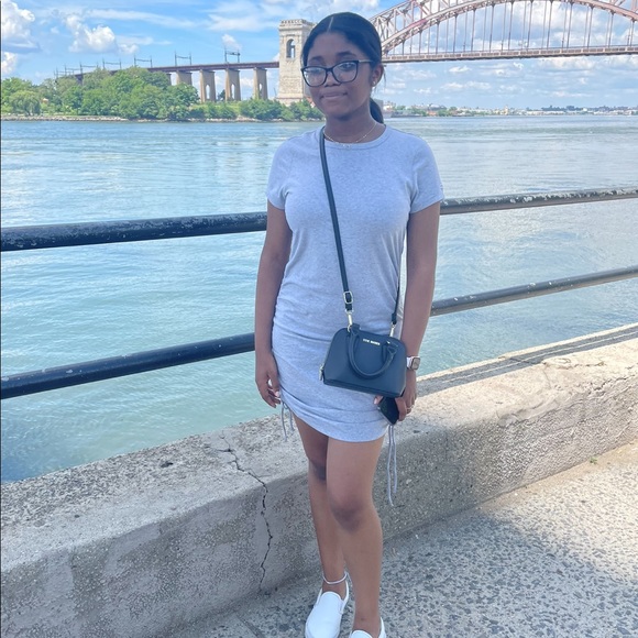 Ciara Dalencourt - Poshmark Profile Picture of Ciara Dalencourt (@ccdalencourt) on Poshmark