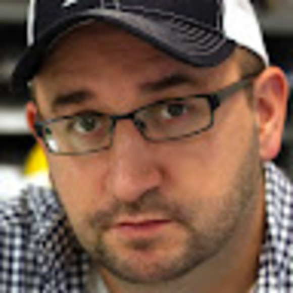 Profile Picture of Matthew Schott (@matthewschott) on Poshmark