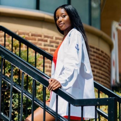 Profile Picture of Alex(andria) Williams (@thatswhatshemed) on Twitter