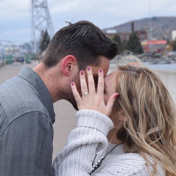 Profile Picture of Matt Beyer (@mattbeyer1) on Poshmark