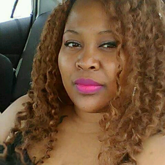 Profile Picture of Jade Frederick (@jade8510) on Poshmark