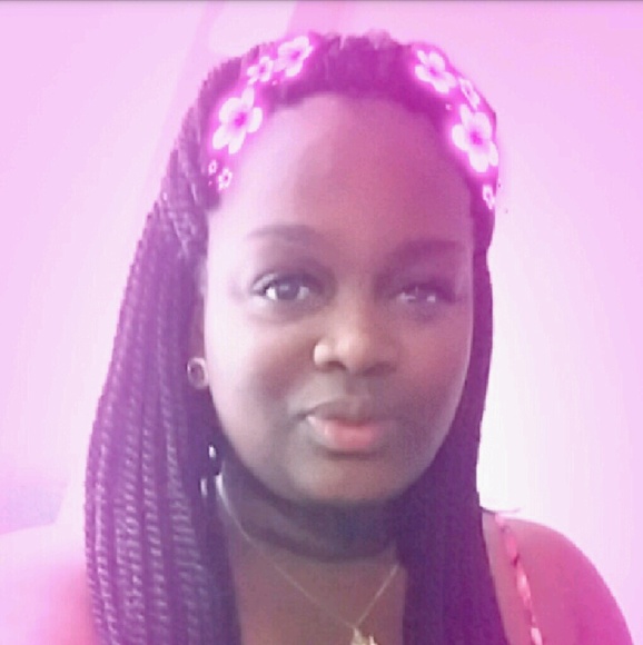 Profile Picture of Jasmine Singleton (@teemaddie) on Poshmark