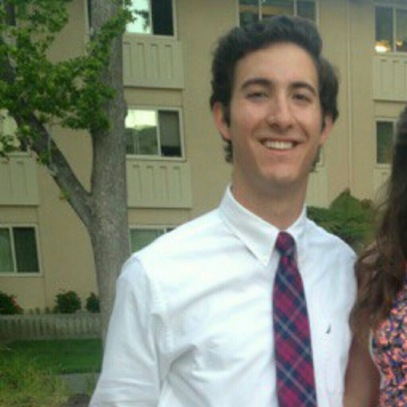 Profile Picture of Andrew Callens (@andrewjc29) on Poshmark