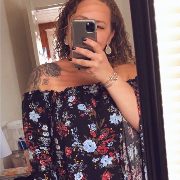 Profile Picture of Madison Laramy (@madisonlaramy) on Poshmark