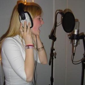 Profile Picture of Charlie Roberts (@pinkcharlxx) on Myspace