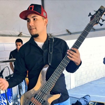 Profile Picture of César Zavala (@cesarzavala92) on Twitter