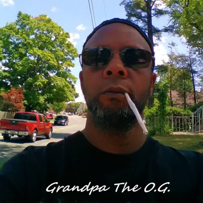 Profile Picture of Carl Gibbs (@SleazyGreazy) on Twitter