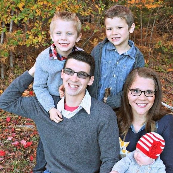 Profile Picture of Kayla Pflug (@mrspflug2008) on Poshmark