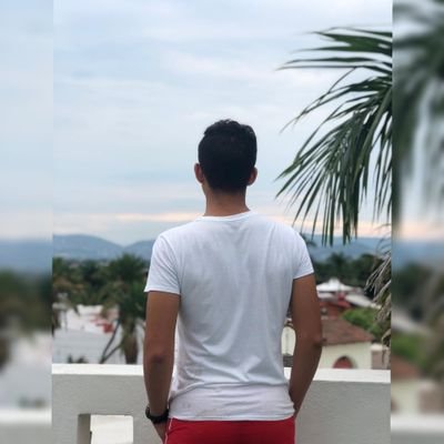 Profile Picture of Mike$anz_17 (@01Farido) on Twitter