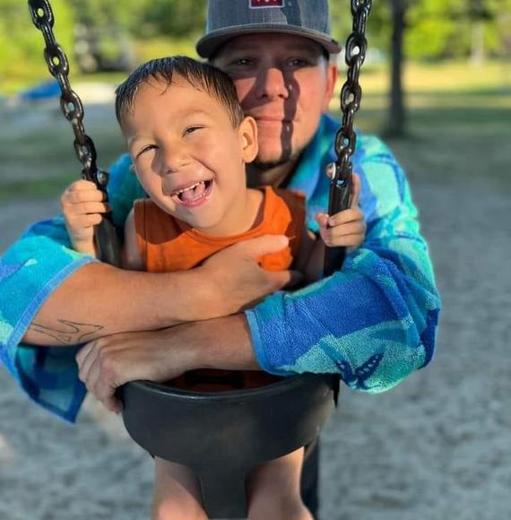 Profile Picture of Daniel Buteau (@daniel_buteau) on Poshmark