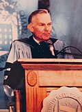 Profile Picture of Paul Hardin IIIon Wikipedia