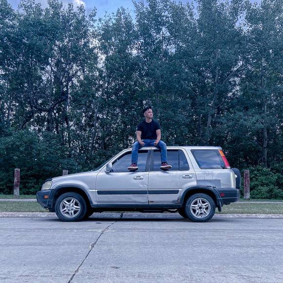 Profile Picture of Carlo Luis (@carloluis) on Poshmark