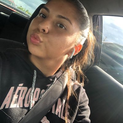 Profile Picture of A. Recendez (@ashcarolinaa) on Twitter