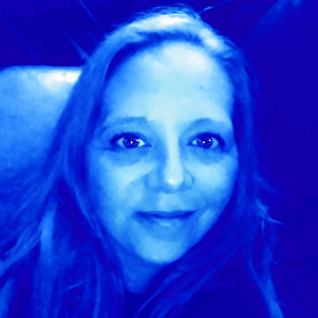 Profile Picture of crystalschwiger (@crystalschwiger) on Tiktok