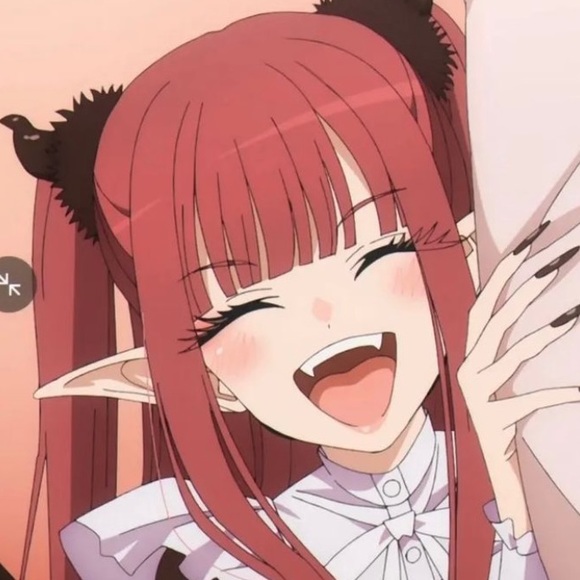 Profile Picture of Sarai Aldebot (@makesaraiblush) on Poshmark