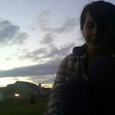 Profile Picture of Elizabeth Noggle (@@MizElizabethAnn) on Twitter