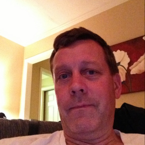 Profile Picture of Roger Collins (@rgeraldc1) on Poshmark