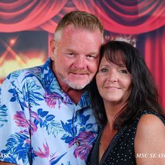 Profile Picture of kimsuttonthayer (@kimsuttonthayer) on Tiktok