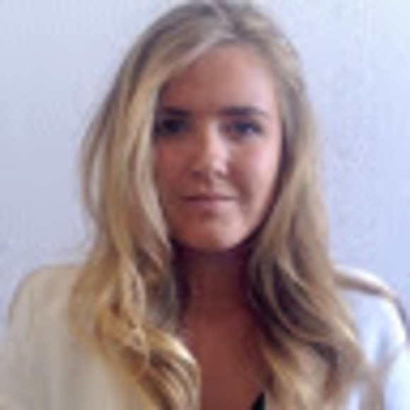 Profile Picture of Mélodie Maillard (@mmaillard) on Poshmark