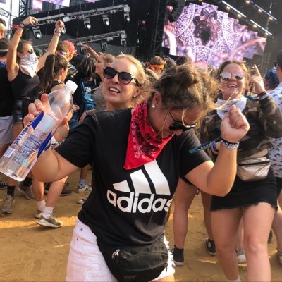 Profile Picture of Abby Schmidt (@aschmidty11) on Twitter