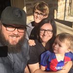 Profile Picture of Leslie Petersen (@lesliepetersen) on Instagram