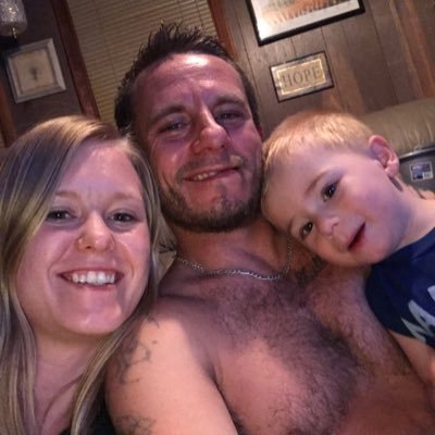 Profile Picture of Marcy Hall (@marcyhall1990) on Twitter