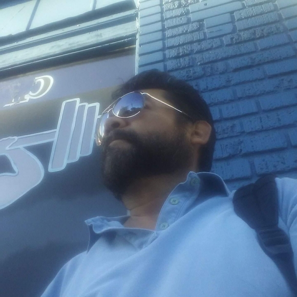 Profile Picture of Cesar Cobos (@cesarcobos) on Poshmark