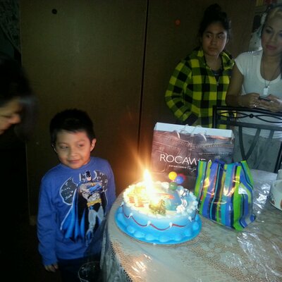 Profile Picture of Alex Hilario (@AlexXoxoxooo) on Twitter