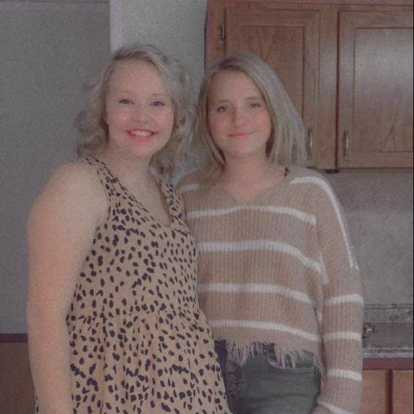 Profile Picture of Gracie Daniels (@danielsgracie48) on Poshmark